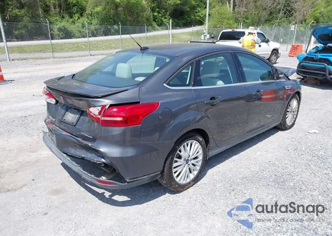 2018 Ford Focus Titanium from USA, damaged, VIN 1FADP3J22JL314642